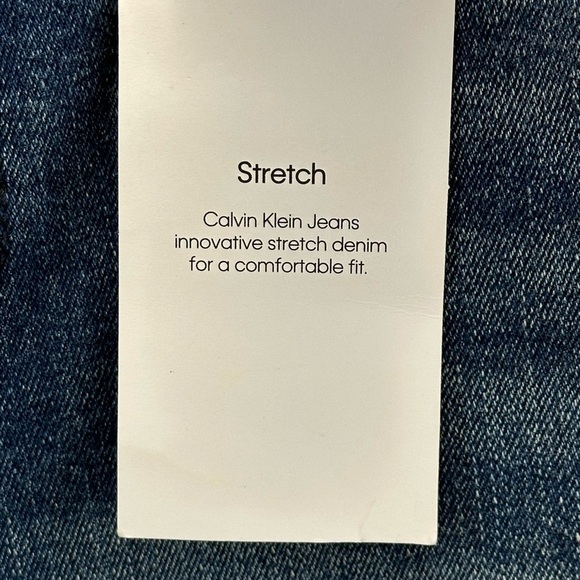 Calvin Klein Jeans Big Boys Slim Straight Distressed 403 Hollis Jeans - size 18 - Picture 13 of 15